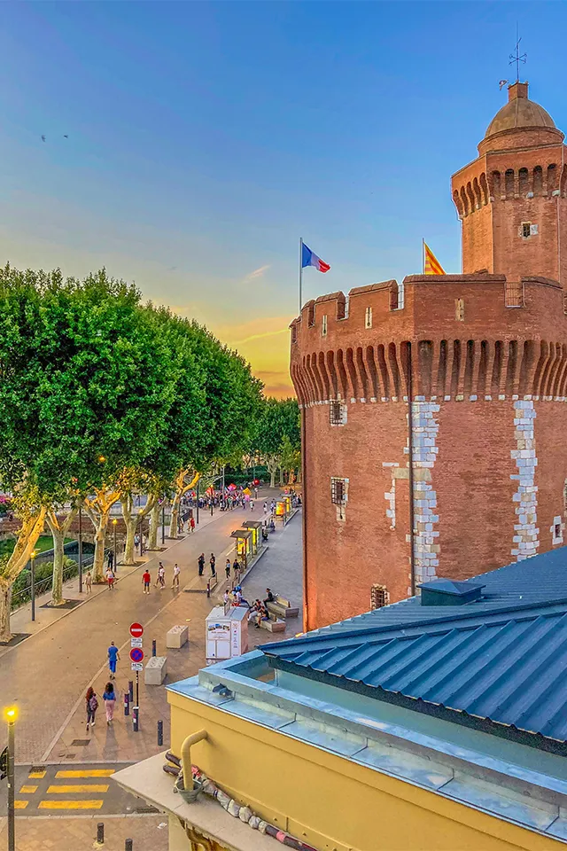 castillet et les sites incontournables en visite