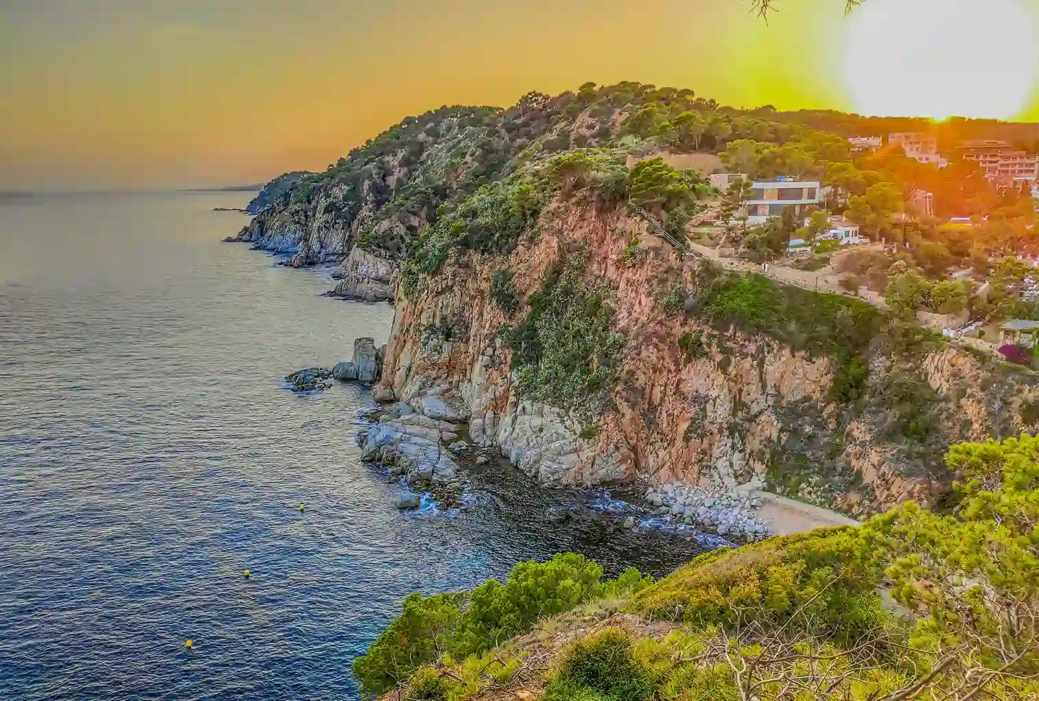 littoral rocheux sud de la catalogne